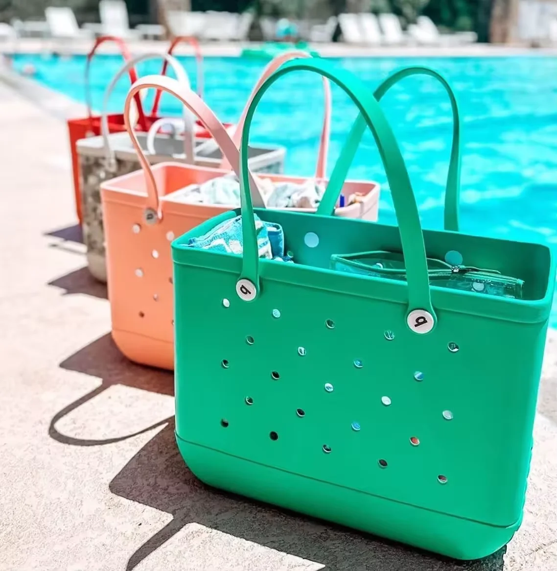 Factory Wholesale Fashion Beach Bag Waterproof EVA Rubber Bag Summer Travel Handbags Custom Logo Color Small Eva Tote Bogg Bag