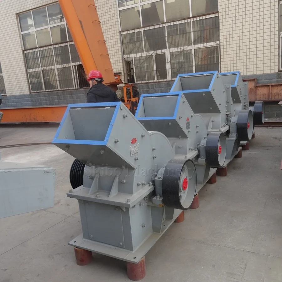 2024 Hot Selling Mobile Hammer Crusher Gold Mining Diesel Hammer Crusher with Conveyor and Feeder