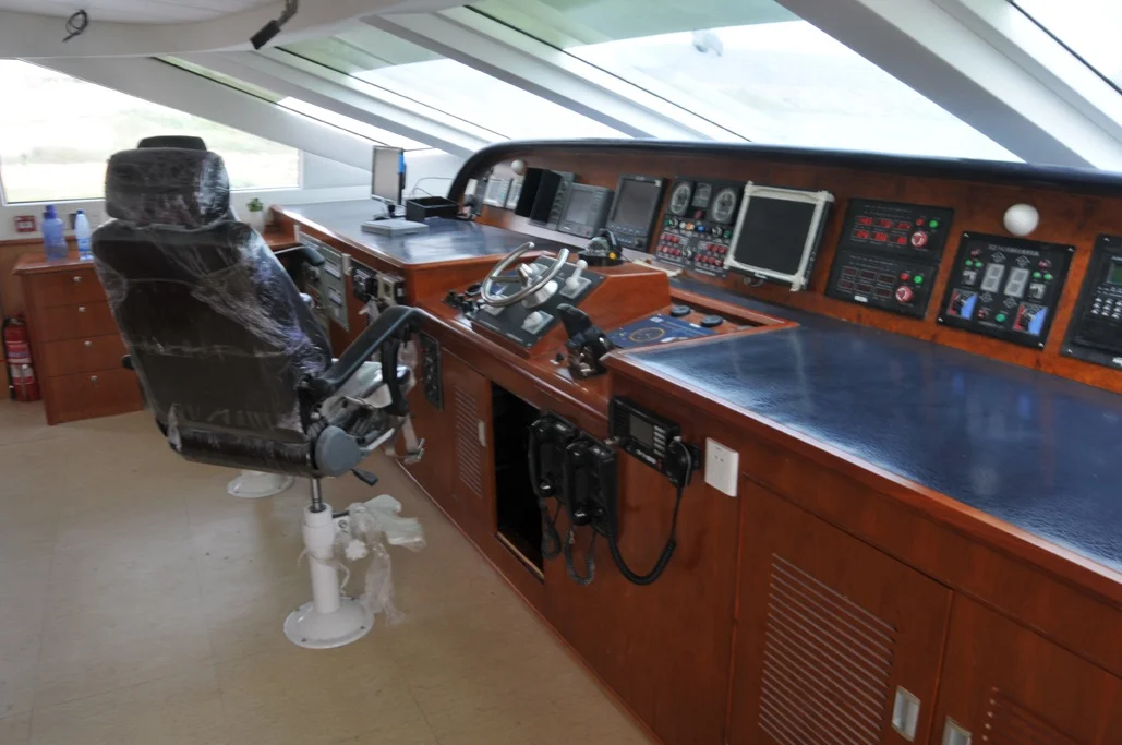 Catamaran passenger ferry passenger boat passenger ship 320P