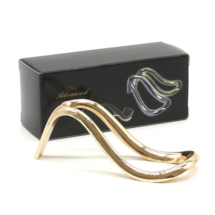 Creative Design Smoking Pipe Accessories Rack in Stock High Heels Metal Smoking Pipes Stand