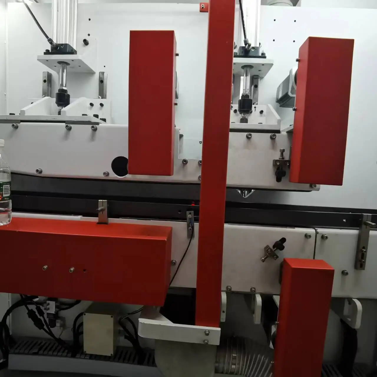 Flexible Automatic Cutting Machine For Toilet Roll and Facial Tissue