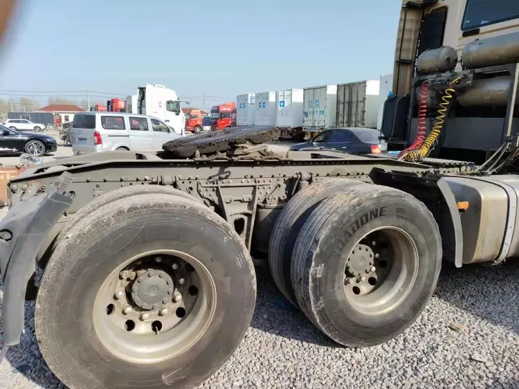 2022 All original cheap price used 4x2 6x4  trailer Trucks  500 hp sitrak  C7H T7H  Flatbed for sale