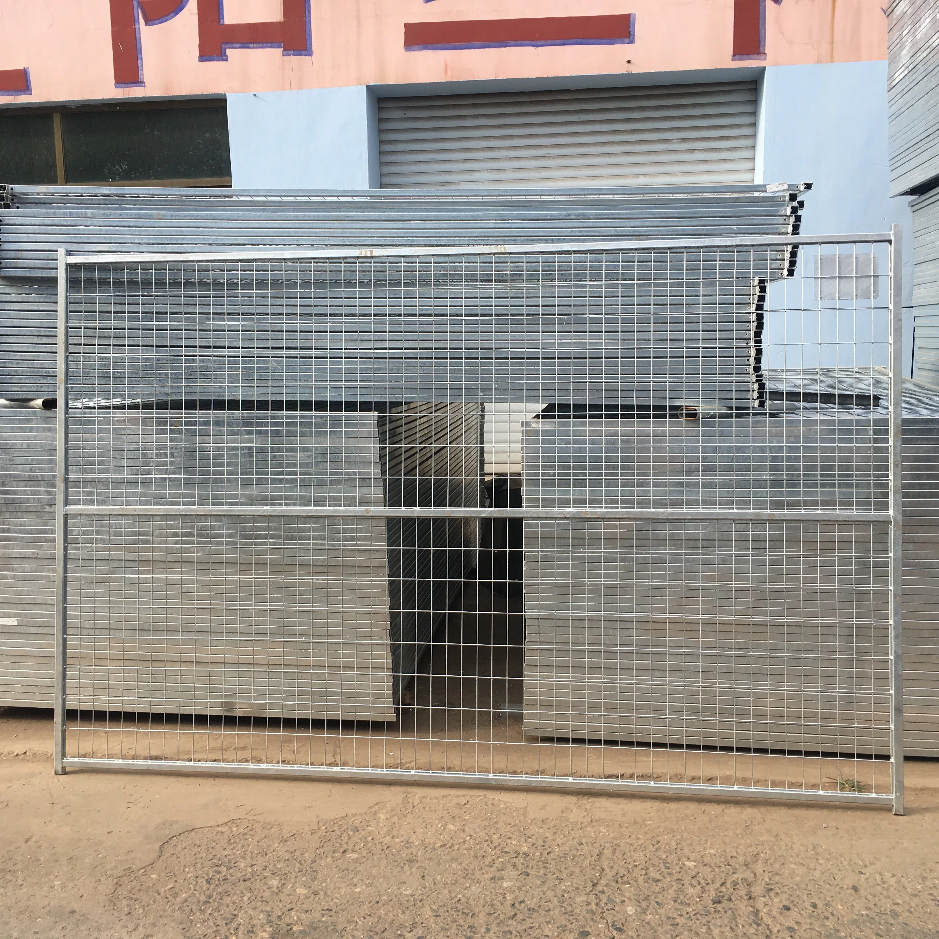 Hot dip galvanized Canada square tube construction portable temporary fence
