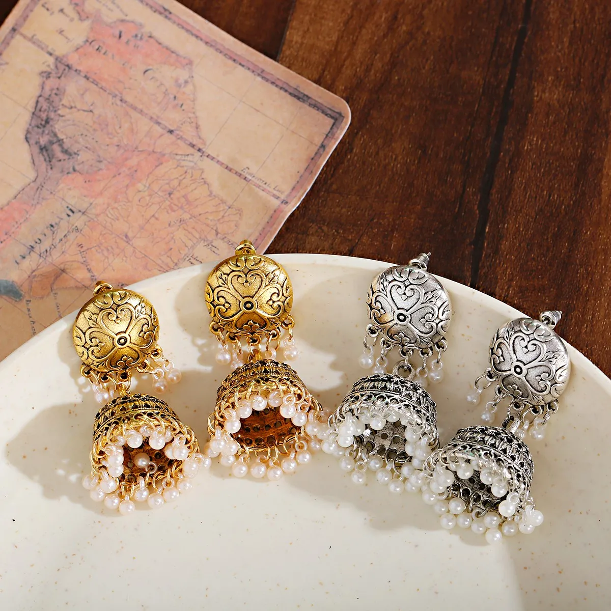 Vintage Hanging Earrings Gold Color Alloy Bell Drop Pearl Earrings Woman Jewelry Accessories 2021 Indian Style Pendientes Gift