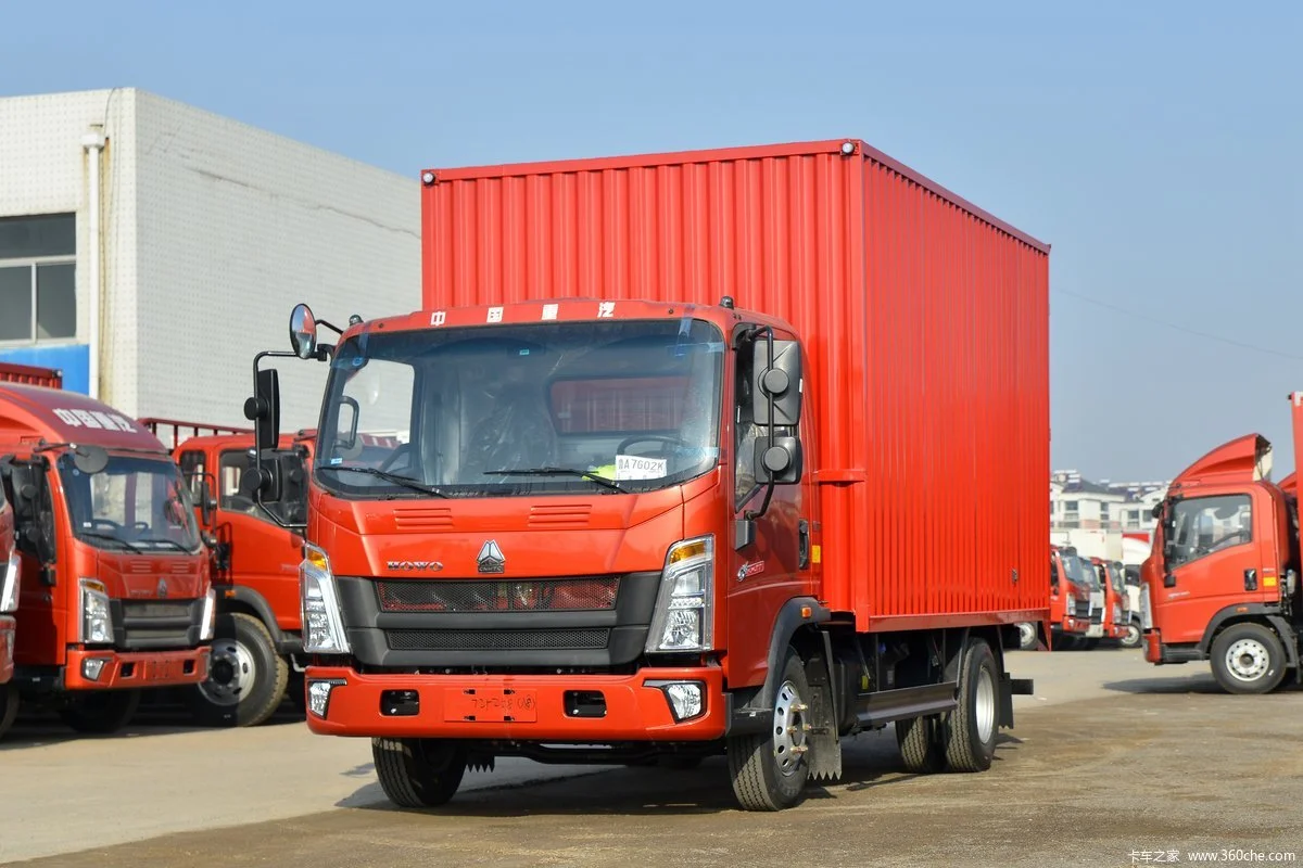 Howo Chassis Double Cabin Light Vehicle Truck Cargo Box 4*2 4*4 Sinotruk Howo Van Truck For Sale