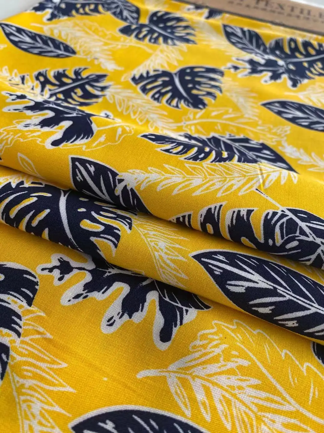 Custom Trending Digital Print Georgette 100 Rayon Fabric for Women Dress