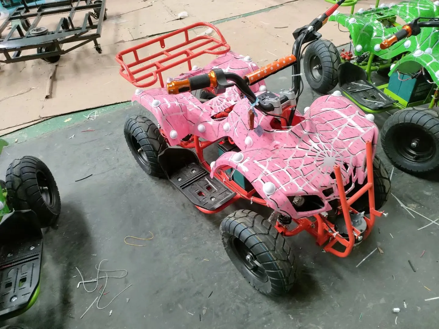 Popular In China Degree Lighting Big beach car  for Bumper Cars For Kids And Adult Parks Poles  Power Colorful Car