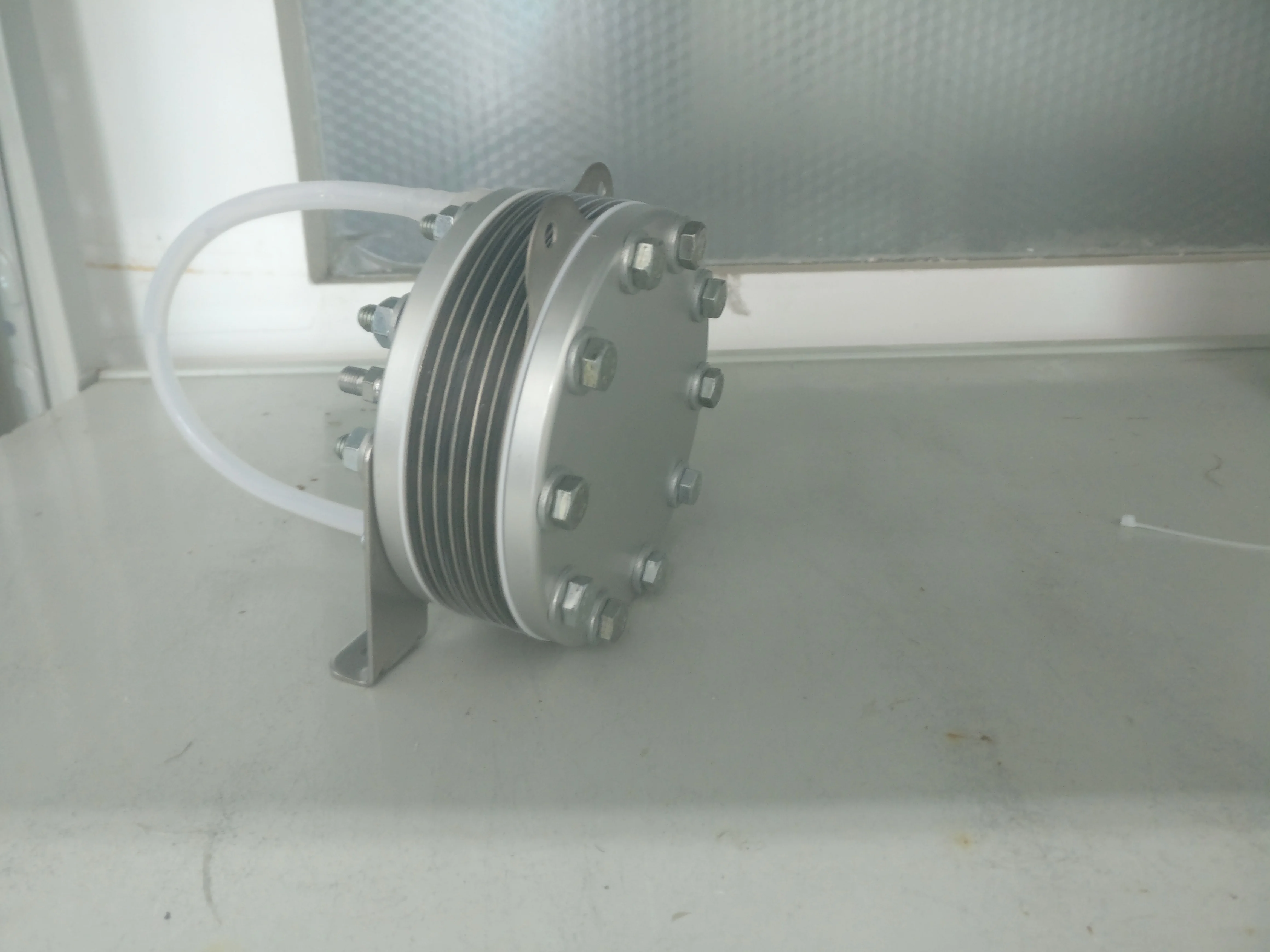 QLC1000 Titanium PEM Electrolyzer Hardware