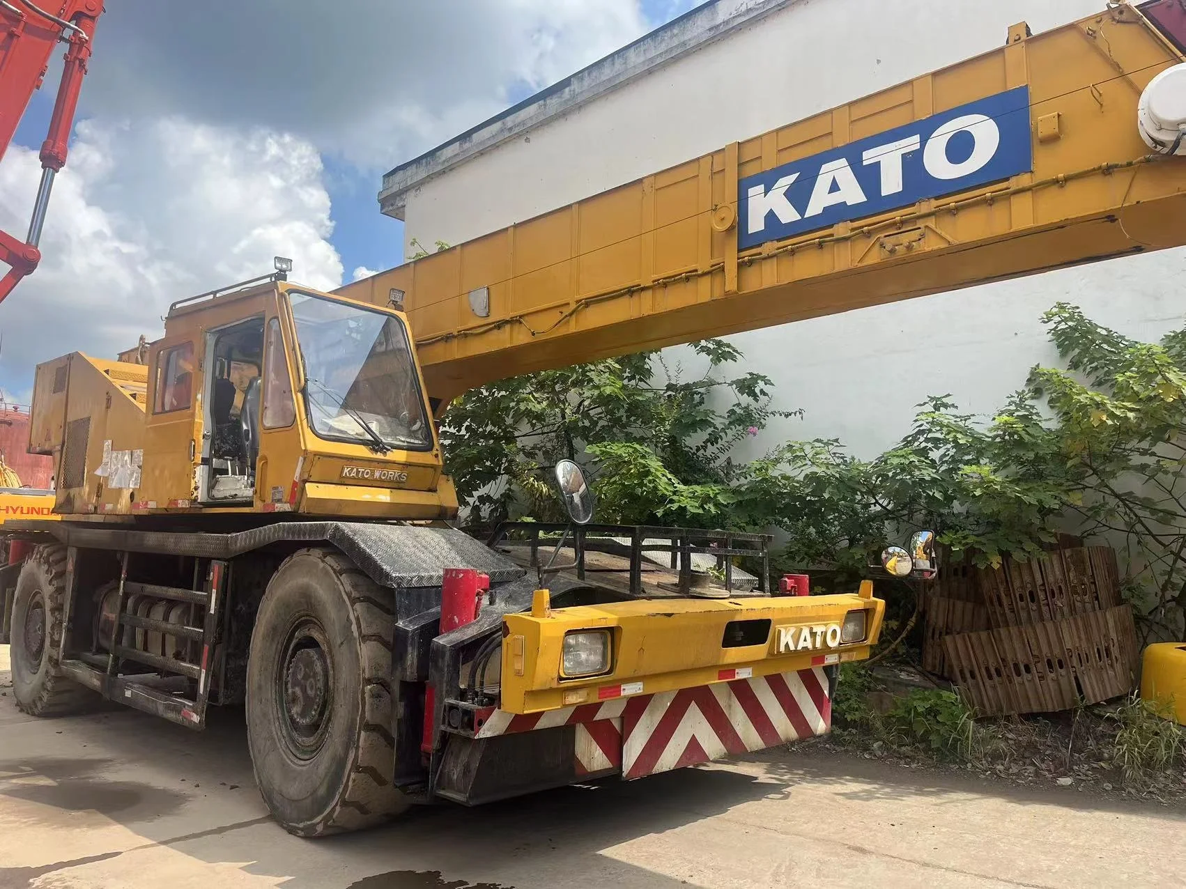 Japan Low price Used Kato 50ton truck crane High performance 50T KATO All terrain crane for construction work low price