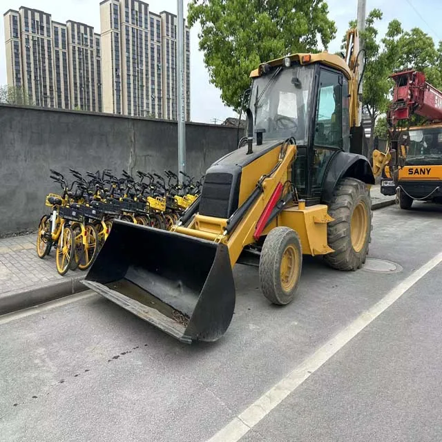 Подержанный корпус 580 экскаватора-погрузчика 580L б/у Newholland чехол экскаватор м для продажи