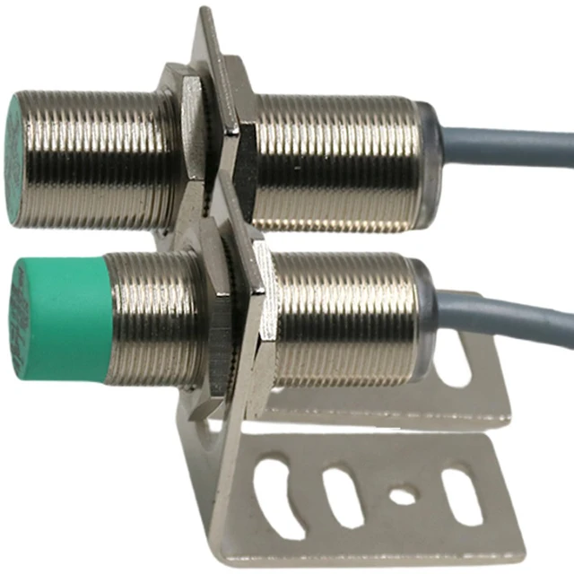NBB2 NBB5 NBN4 NBB10 NBN8 NBN15 -12 30 18GM50-E2 E0-V1 перец fuchs индуктивный датчик приближения