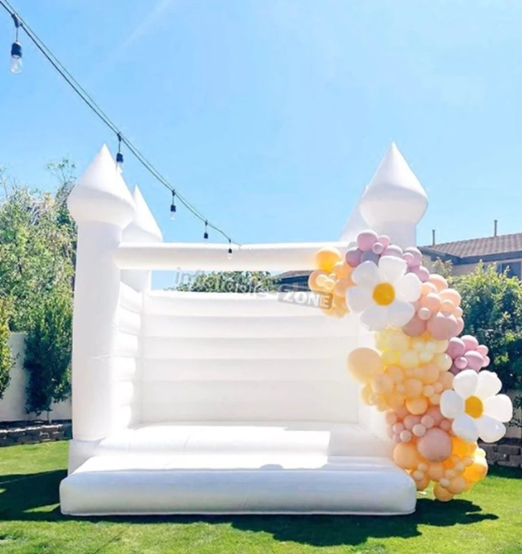Белый упругий замок-батут, Свадебный домик-батут