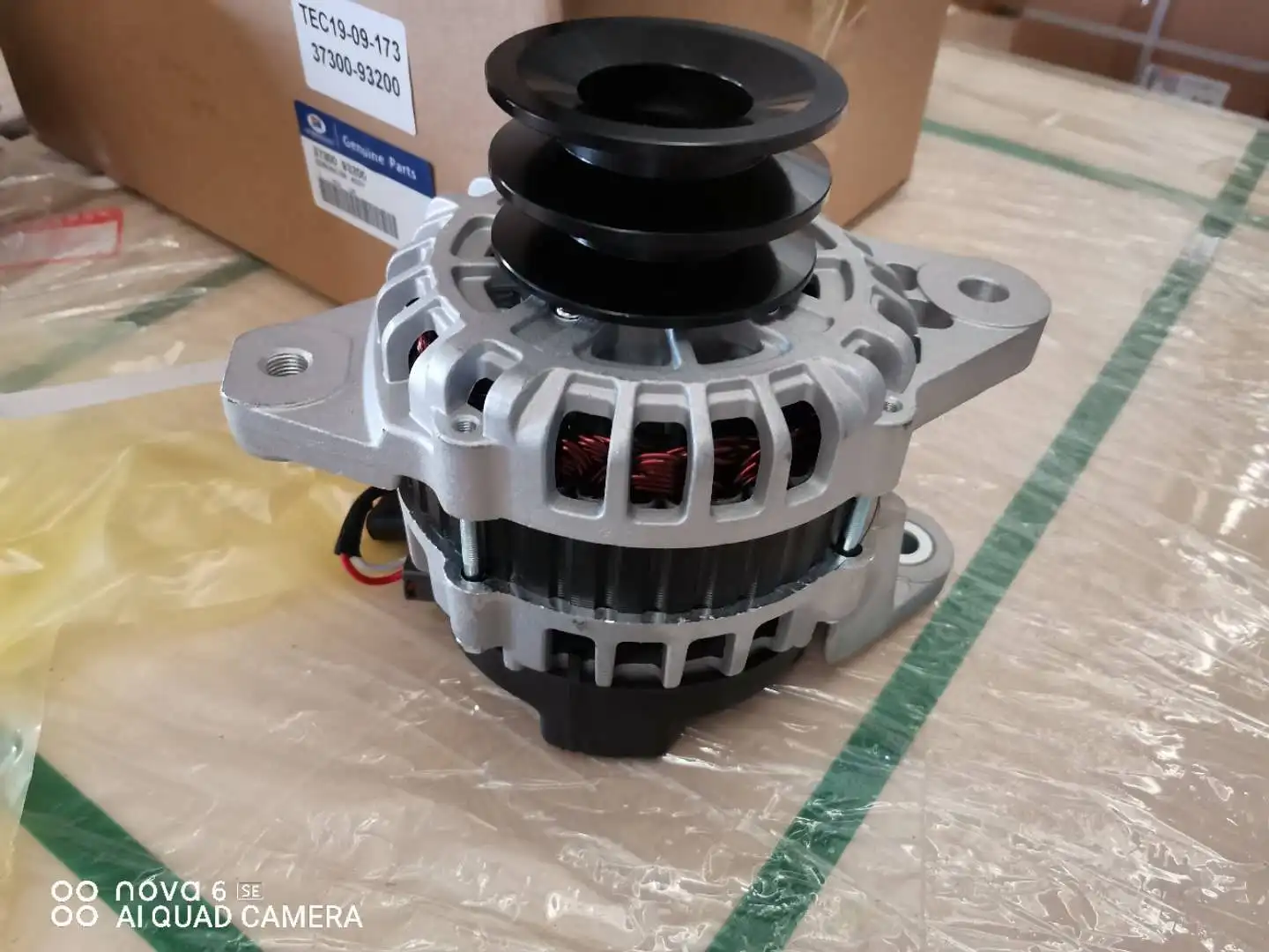 OEM 37300-93200 For Hyundai HD65 GENERATOR ASSY