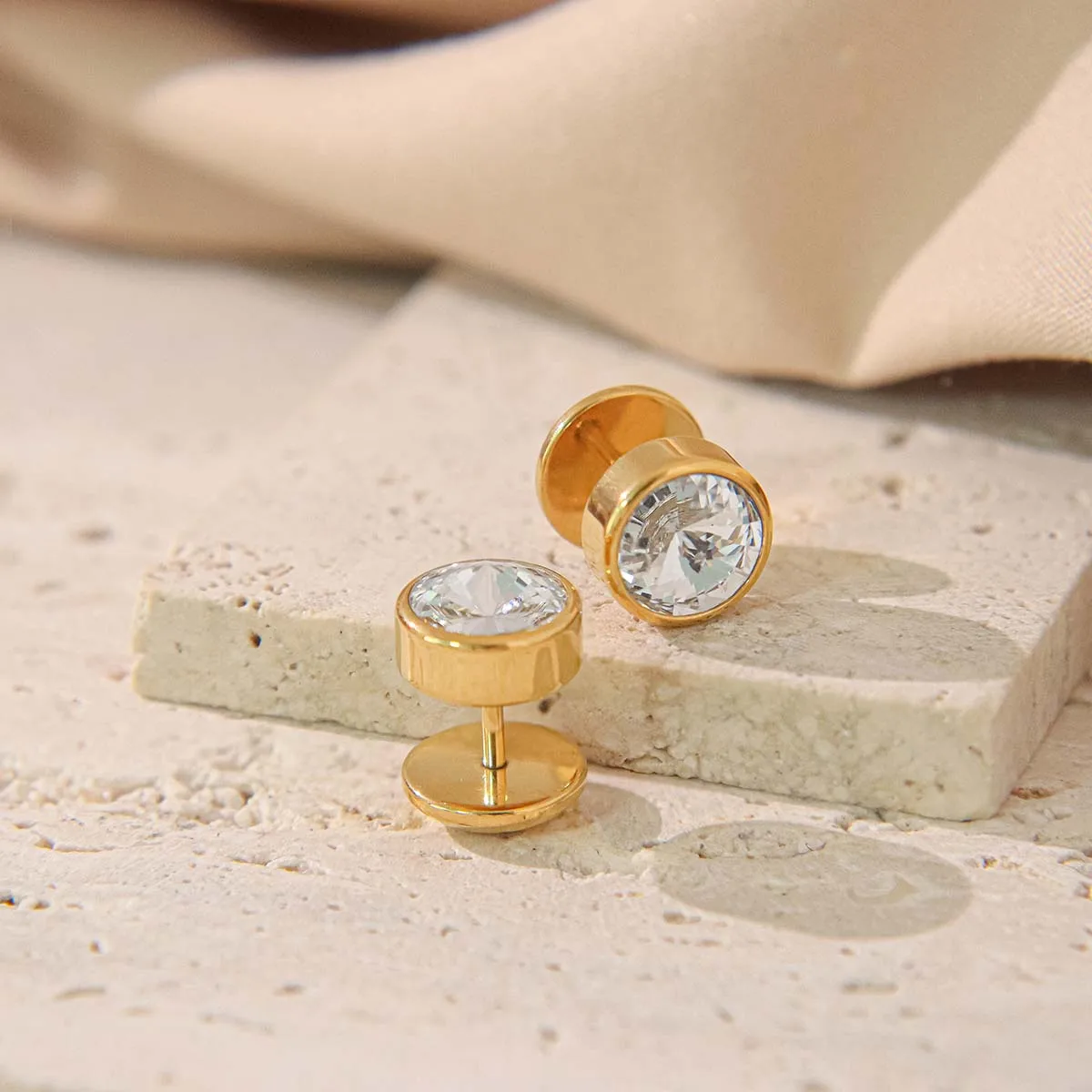 Заводская цена ювелирные изделия для пирсинга 18K хирургическая сталь 10 мм циркон серьги ногтей
