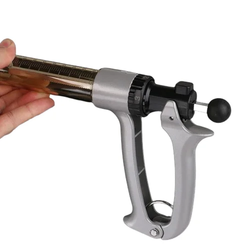High Quality Dosing Adjustable Poultry Veterinary Pistol Continuous Syringe For Cattle Sheep