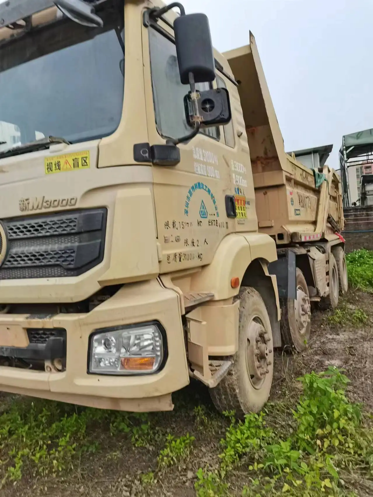 Good Condition Chian Used Sinotruck Shac man X3000 500 hp 6x4 10 Wheels Heavy Truck