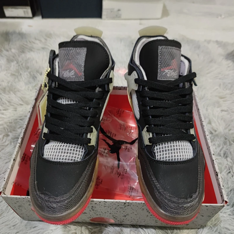 Retro 4s women men Military Black Cat White Oreo Red Thunder Sail University Blue Patent Bred College Grey  basketball shoes