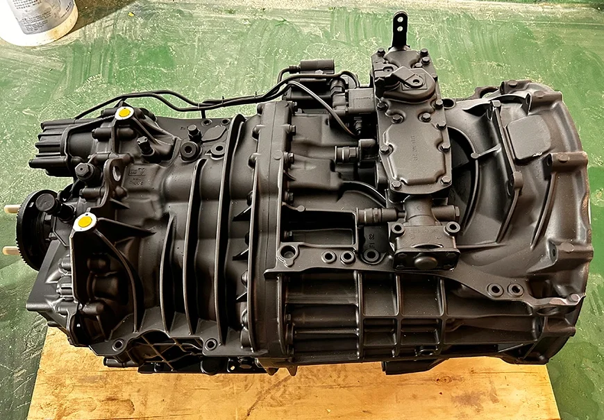 FOTON Gearbox assembly   16S2530TO  Z F 1356080047 Transmission