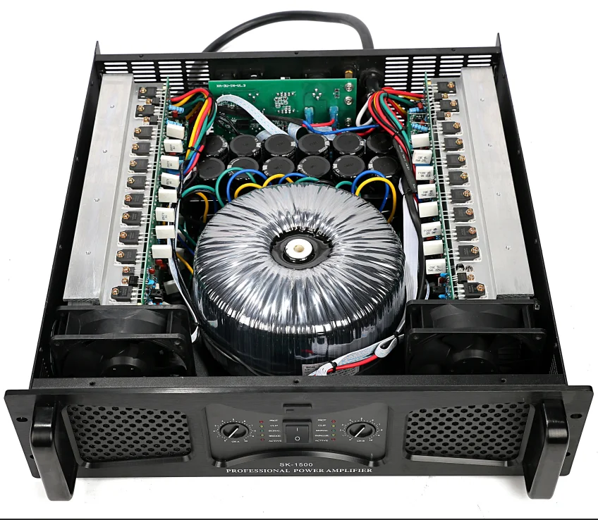 Power Amplifier /Professional Amplifier SK-13 2U 8000W 2*1300W Ca 20 Power Amplifier for Outdoor Stage Entertainment Performance