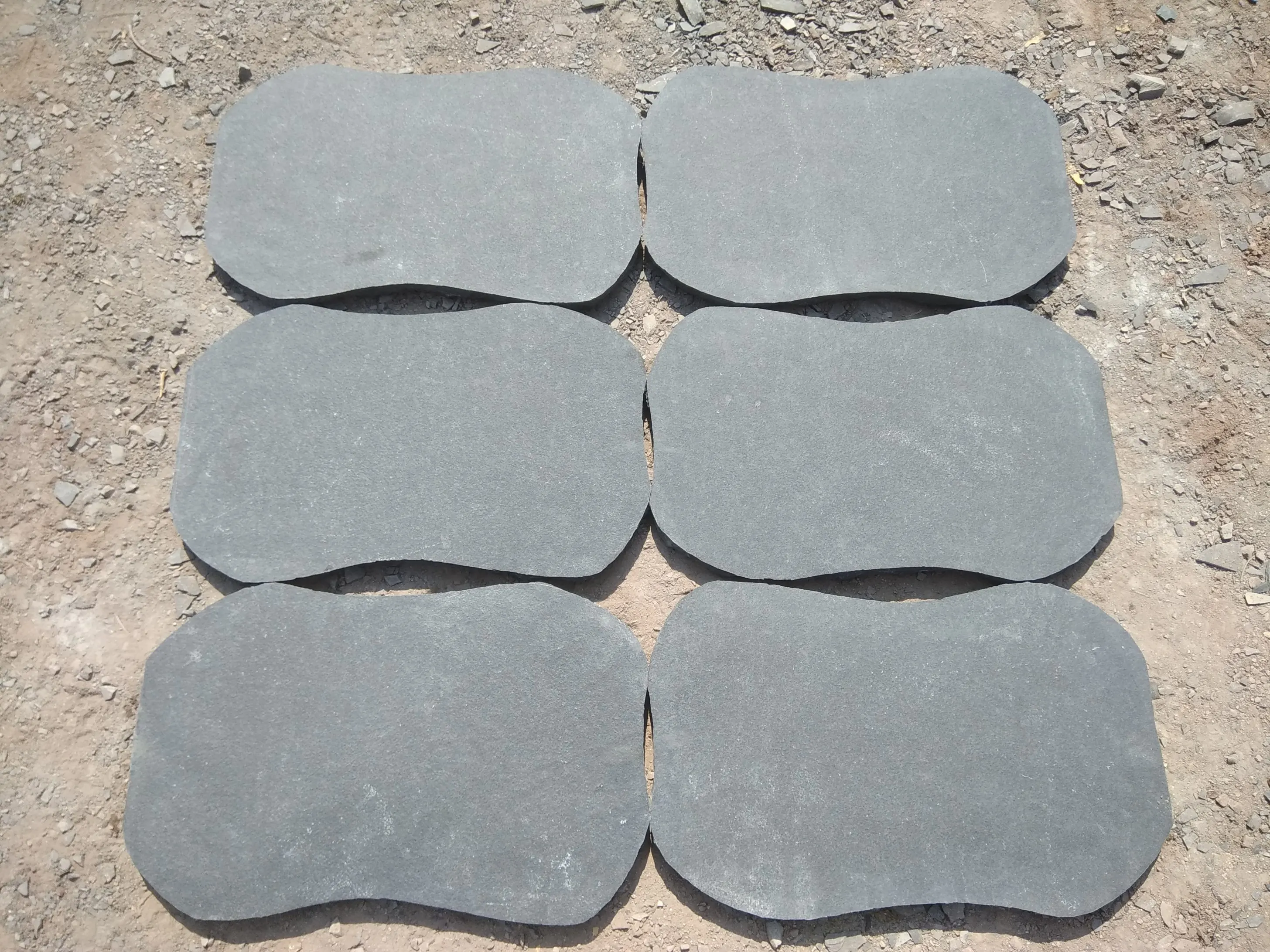 Wholesale MC Limestone in Lime Black Finish Natural Fully Brushed Bottom with Calibrated Edges Polished Top Surfaces Low Price