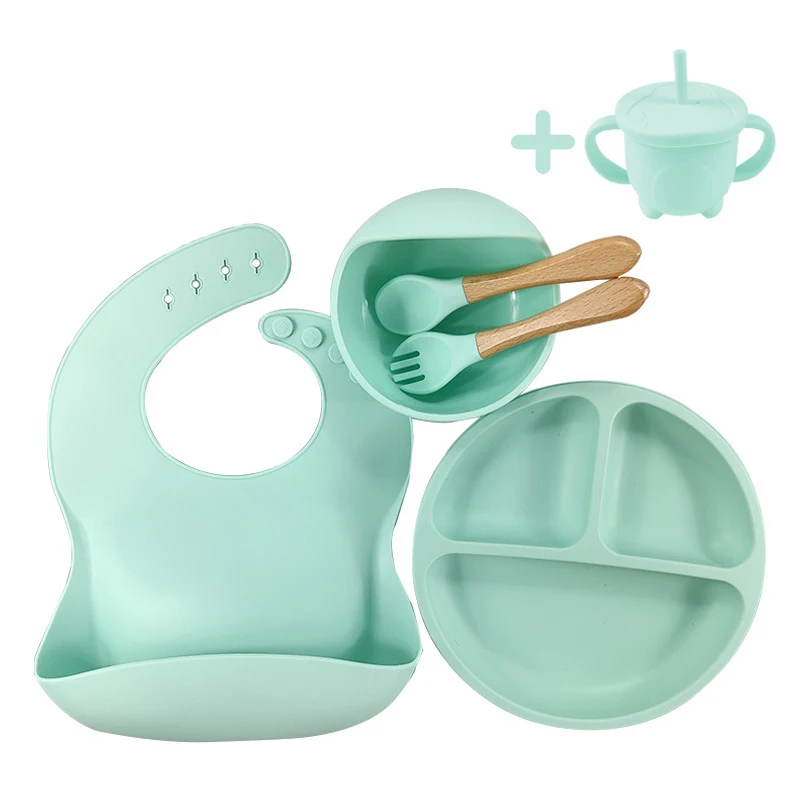 2022 Trending Supplies Eco Friendly Led Weaning Set Baby Tableware 10pcs Bib Plate Suction Bowls Silicone Baby Feeding Set