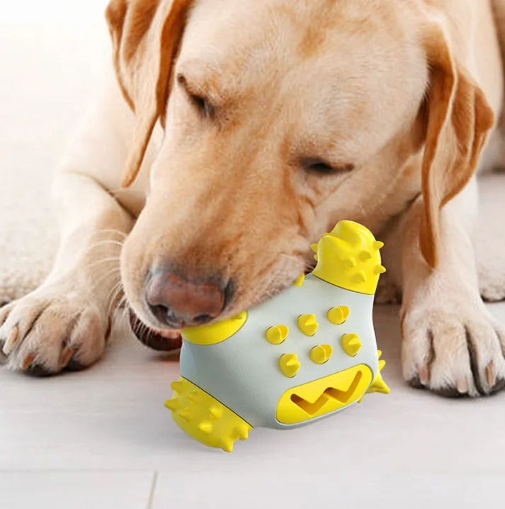 Factory New Design Crab Shape Pet Toothbrush Teeth Cleaning Molars Dog Chew Toy