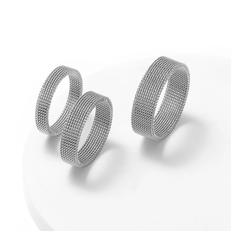 Women Trendy 316L Titanium Hip Hop Thick Chain Rings For Couples Customized Minimalist Stainless Steel Ring