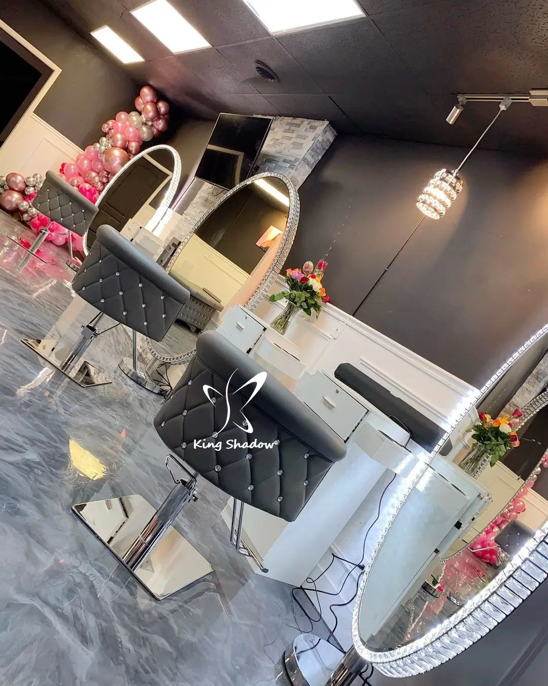 Hot Sale Pink Color Modern Barber Salon Hairdressing chair Luxury Salon Styling Chair