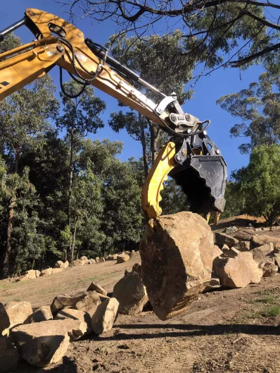 durable stainless material hydraulic thumb bucket excavator attachments for improving productivity