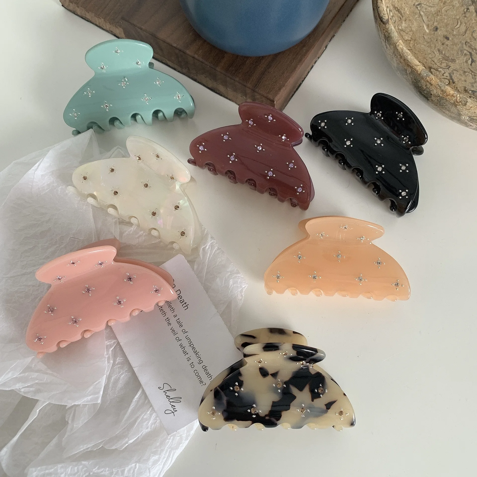 Custom france cute cellulose acetate 6cm star hair claw clips small round rhinestone hair claws for girl