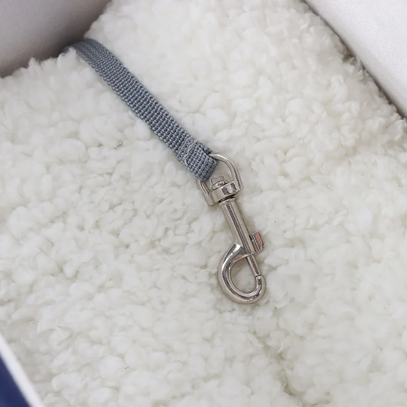 durable new patented style Dog Booster Car Seat Center Console Cat Travel Seat hot selling on line