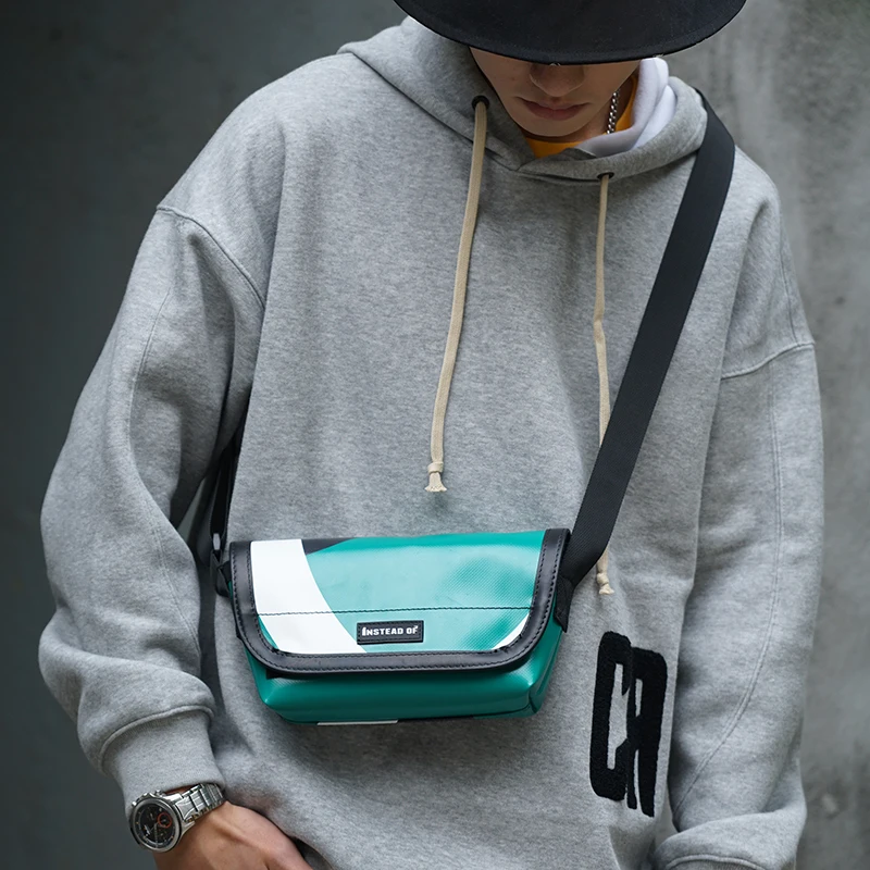 Waterproof Cross Body Tarps Bag Freitag Bag PVC Tarpaulin Tote Handbag Printing Outdoor Travel Backpack Custom logo and pattern