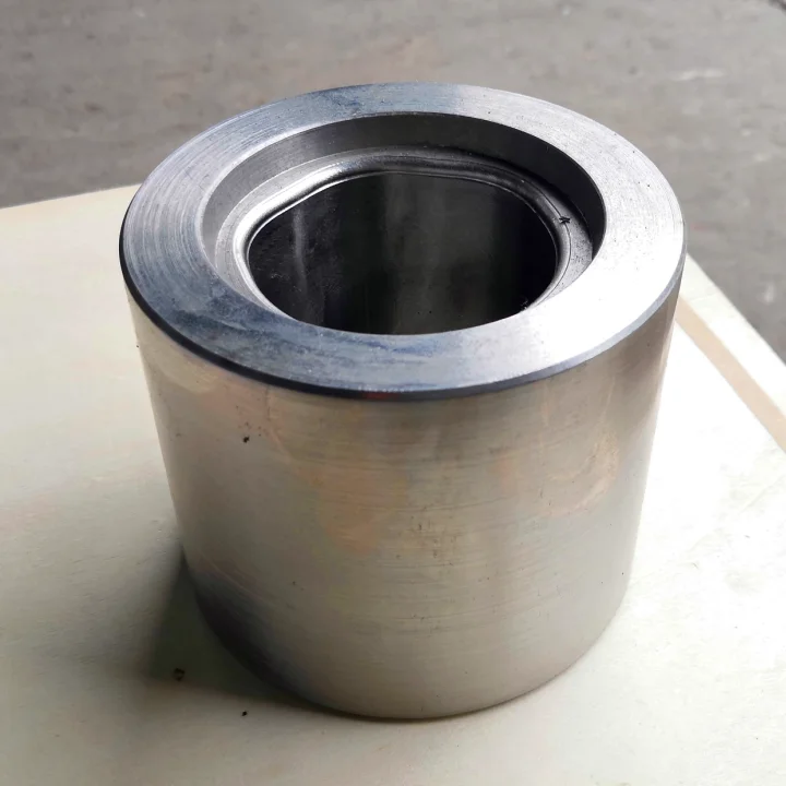 Customized heat resistant heat treatment track roller bearing bushings in heat treatment furnace and steel mills