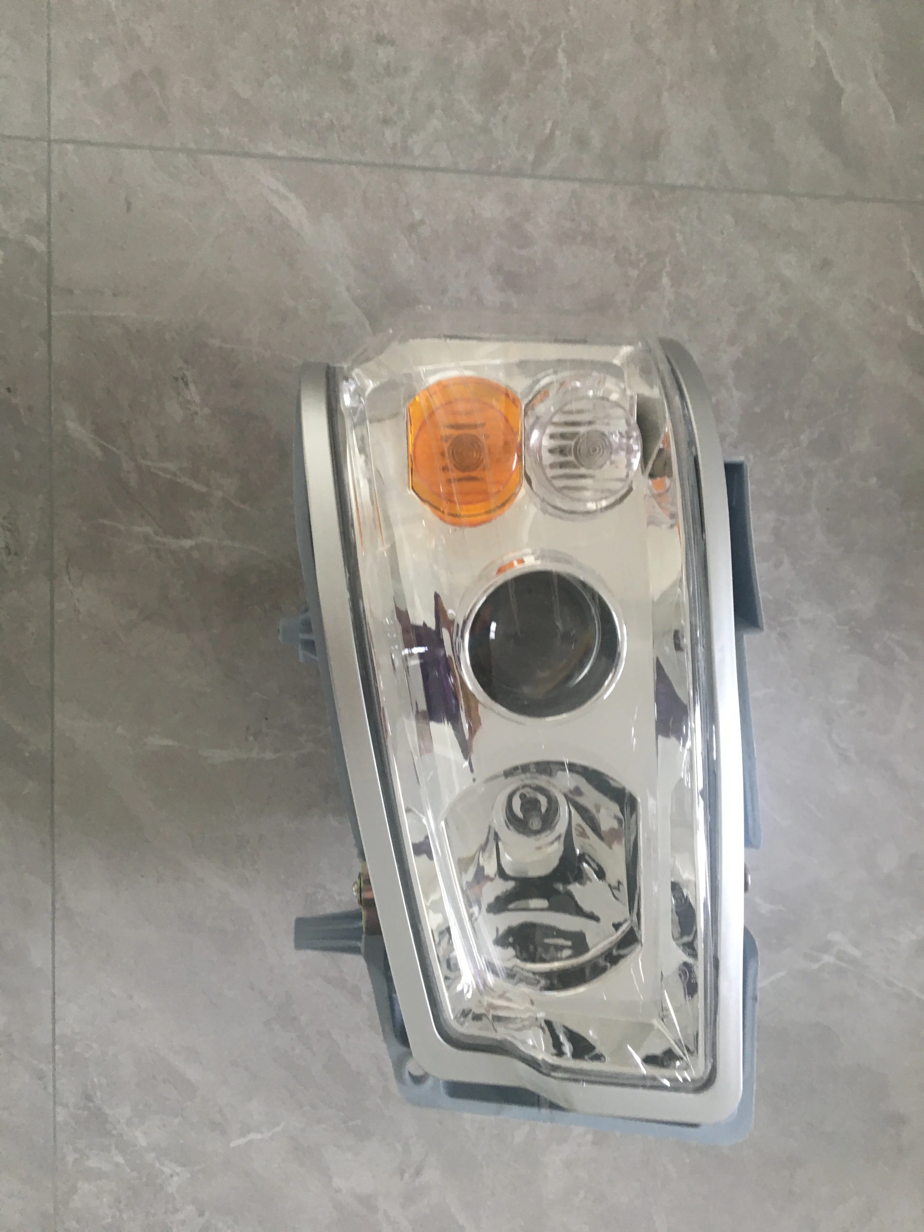 wg9716720001 SINOTRUK HOWO truck spare parts HOWO truck parts cabin HOWO head lamp
