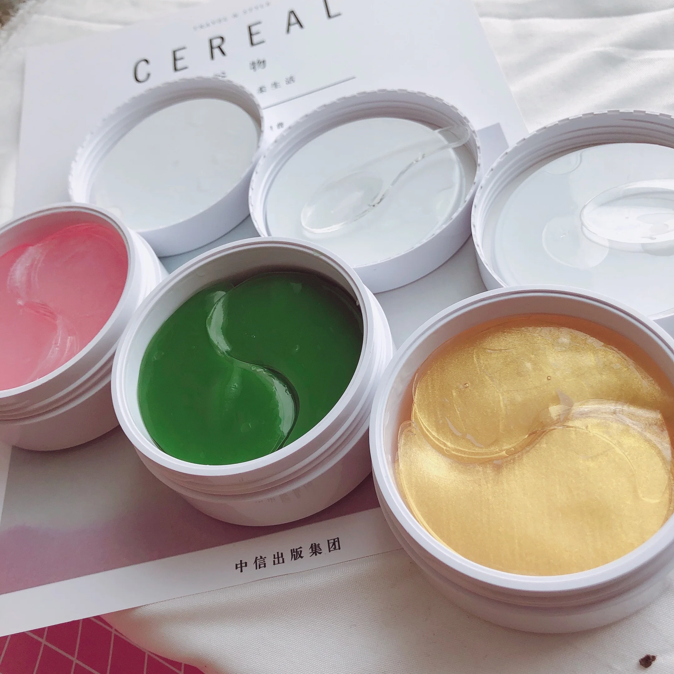 Hydrating Crystal Eye Hydrogel Patch Gel Jar