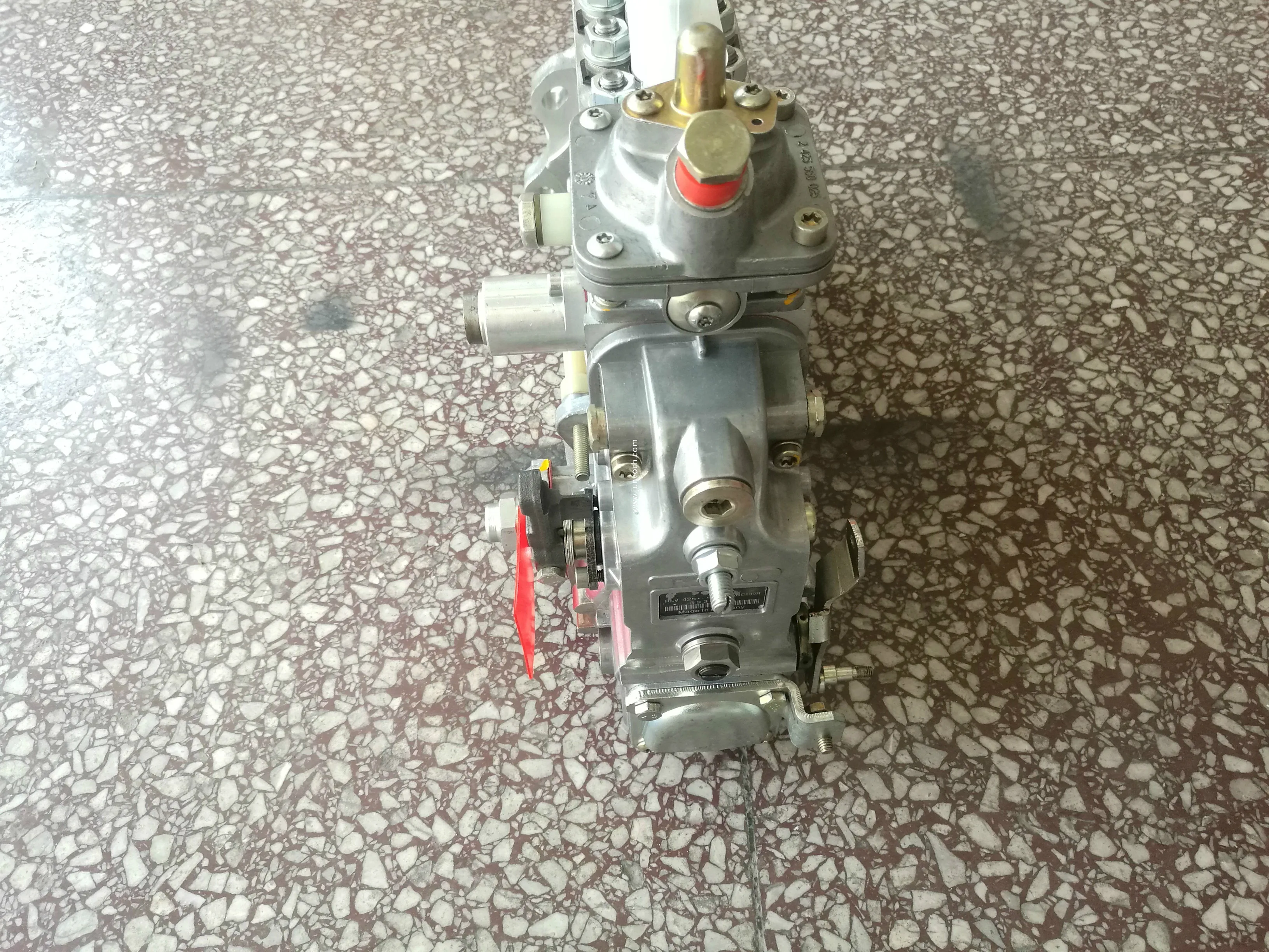 
6CT 8.3 Diesel Engine Transfer Pump Electric Diesel Fuel Injection Pump 3938371 3938386 3938381 3991484 