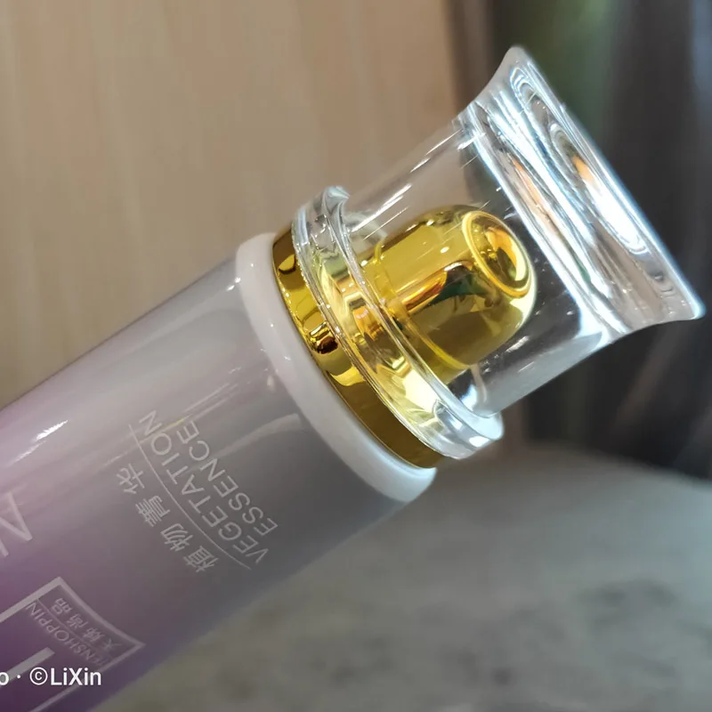 
Excellent High quality 100ml Luxury Round whitening cream for black skin liquid foundation packaging lip gloss packing 