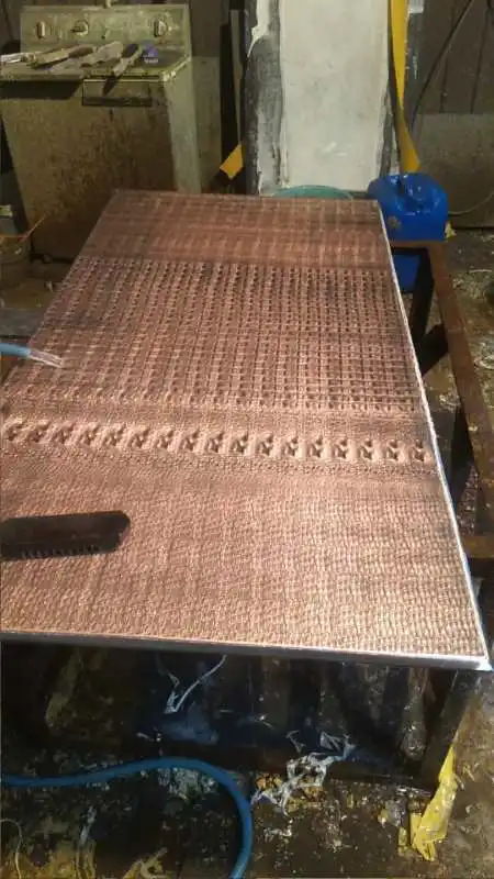 Cheap price Crocodile Patterns leather embossing plate leather belt making machine