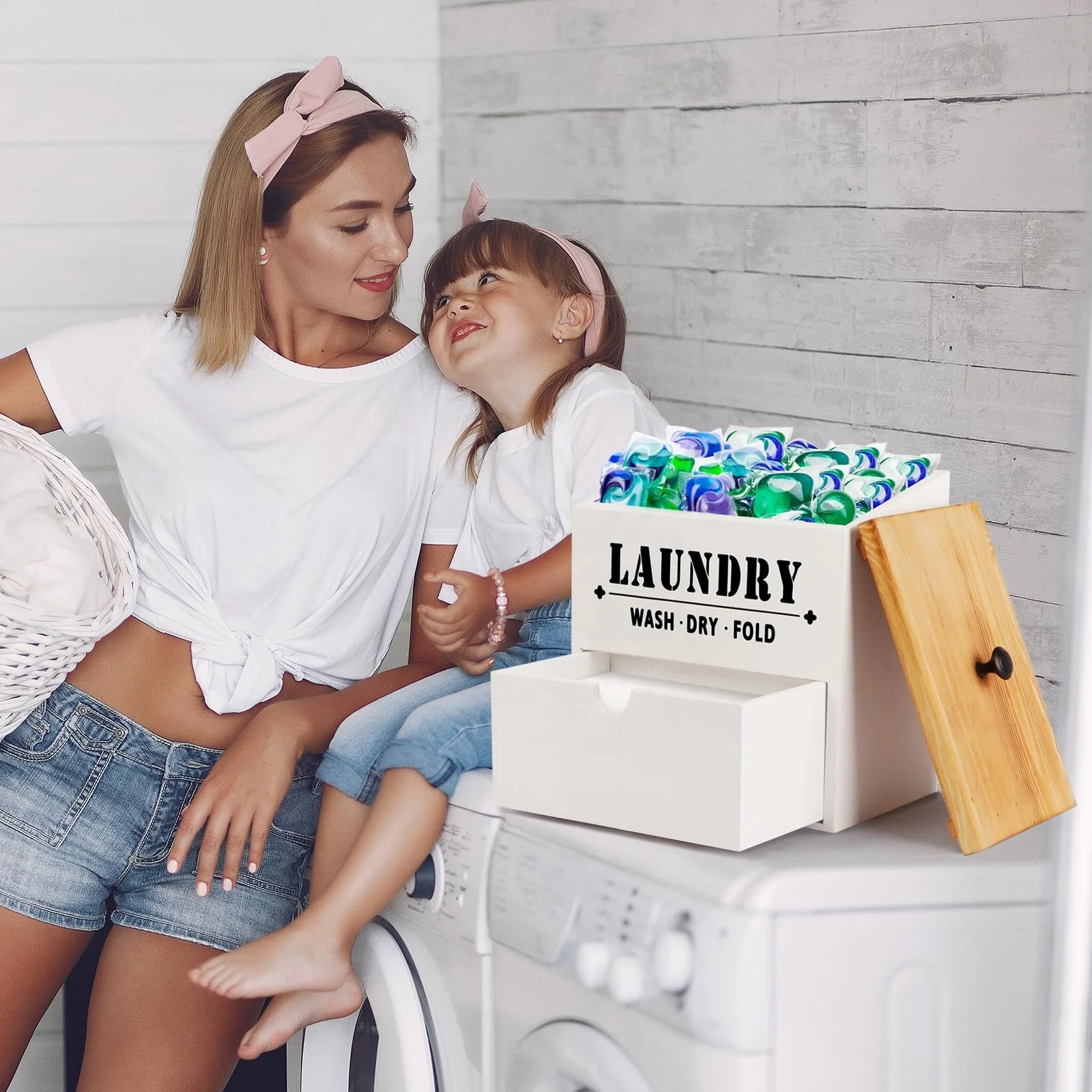 Hot selling home high quality laundry room wooden desiccant storage box laundry pod container Laundry Dryer Sheet Dispenser