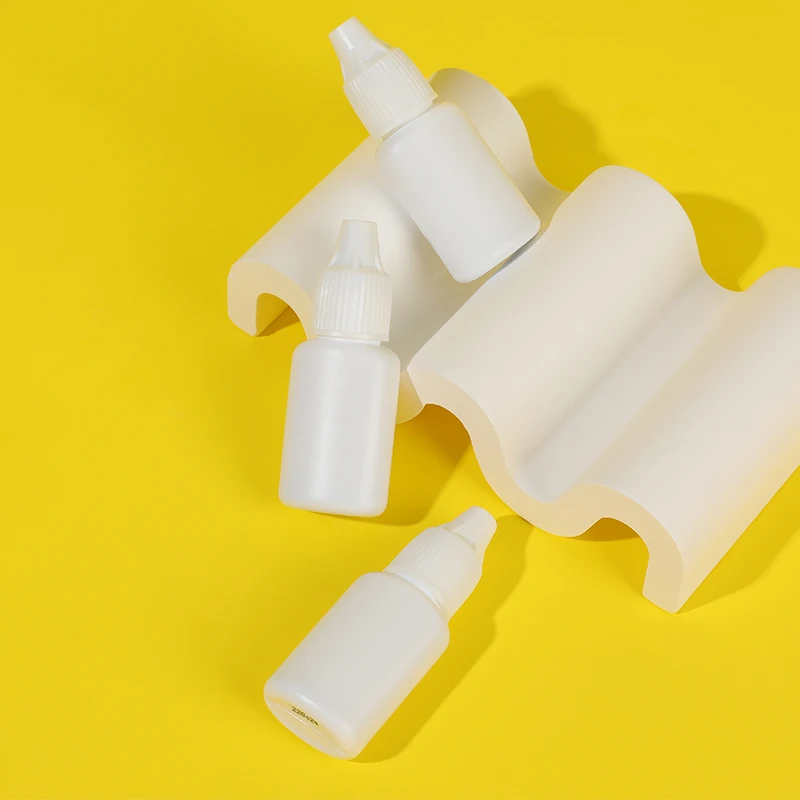 Hollyren NO PMMA glue long-lasting waterproof customized lash glue for eyelash extensions