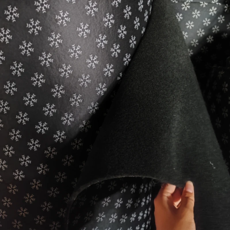 Reliable Quality Raw Material Auto Decoration Anti Reflection Dashboard Mat in Rolls