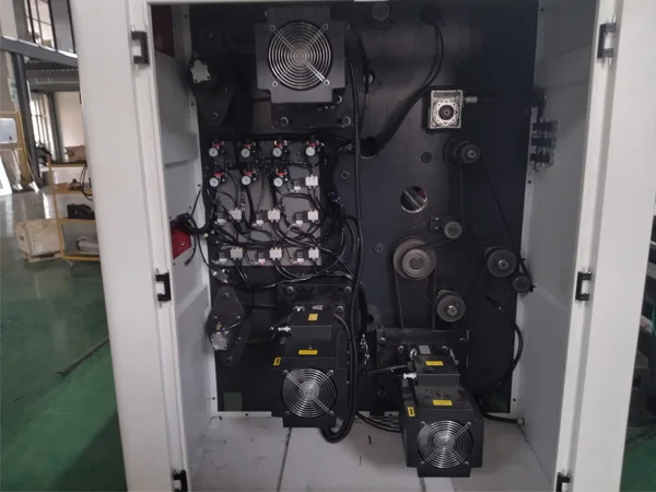 Brown Kraft Paper Jumbo Roll Slitting Machine With Hydraulic Shaft Less Unwinder For Manufacturing Envelops Competitive Price