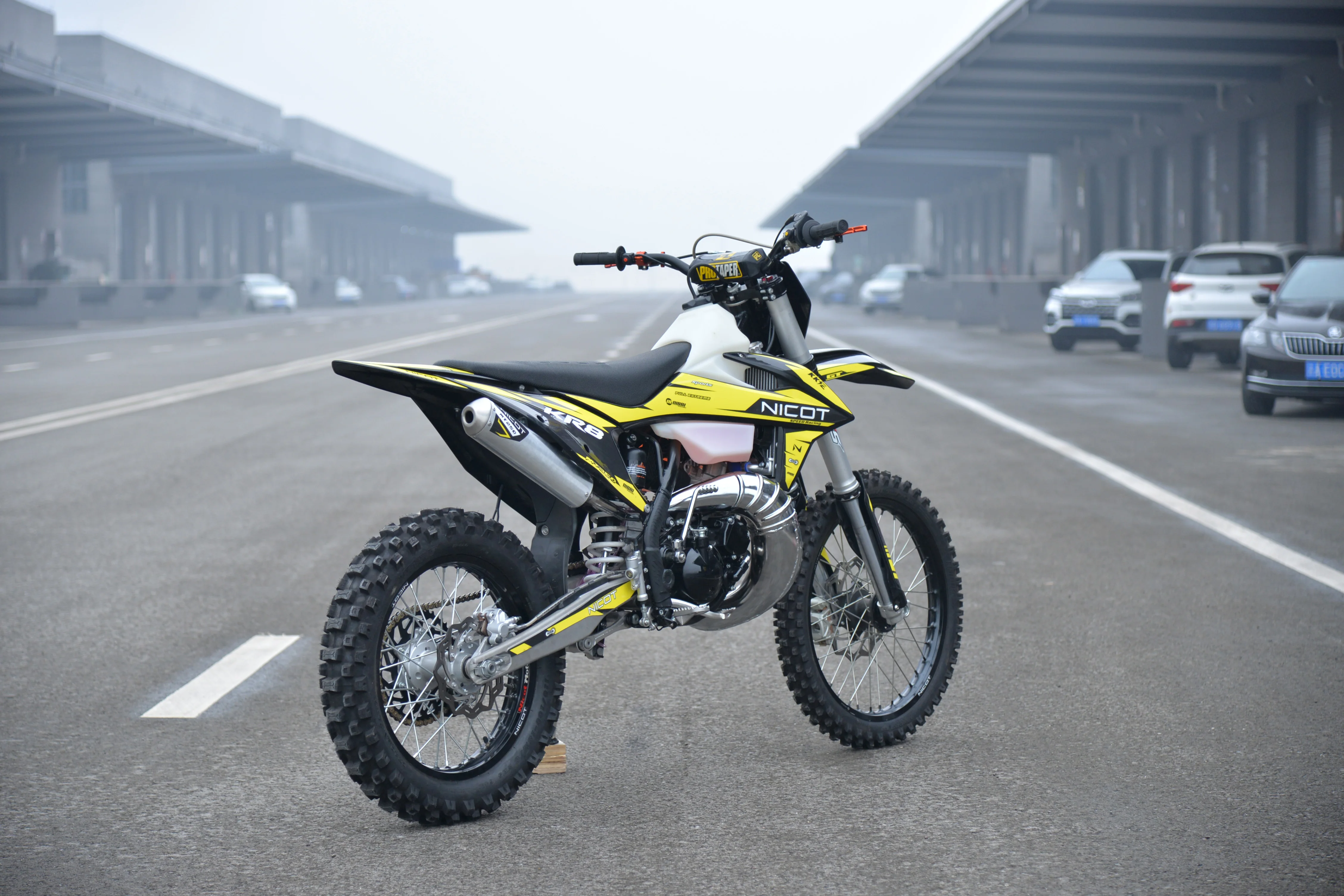 Нико Новый карбюризатор мини гоночный 2-х тактный двигатель 250cc земли грузовик внедорожный