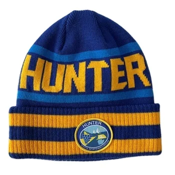 Мужская вязаная шапка с логотипом