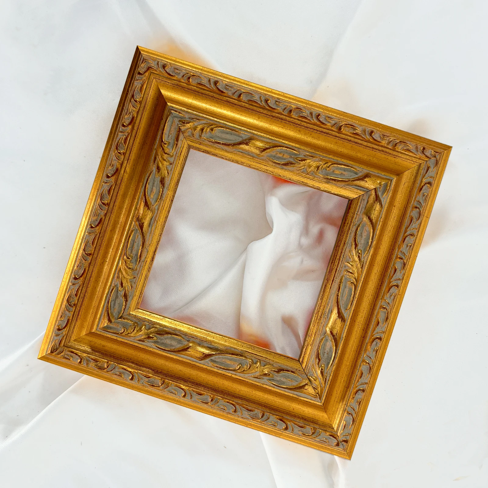 Antique Europe gold  Photo Frames Custom Chinese Old Style Decor Picture Frame for New Years Gift Home Decor