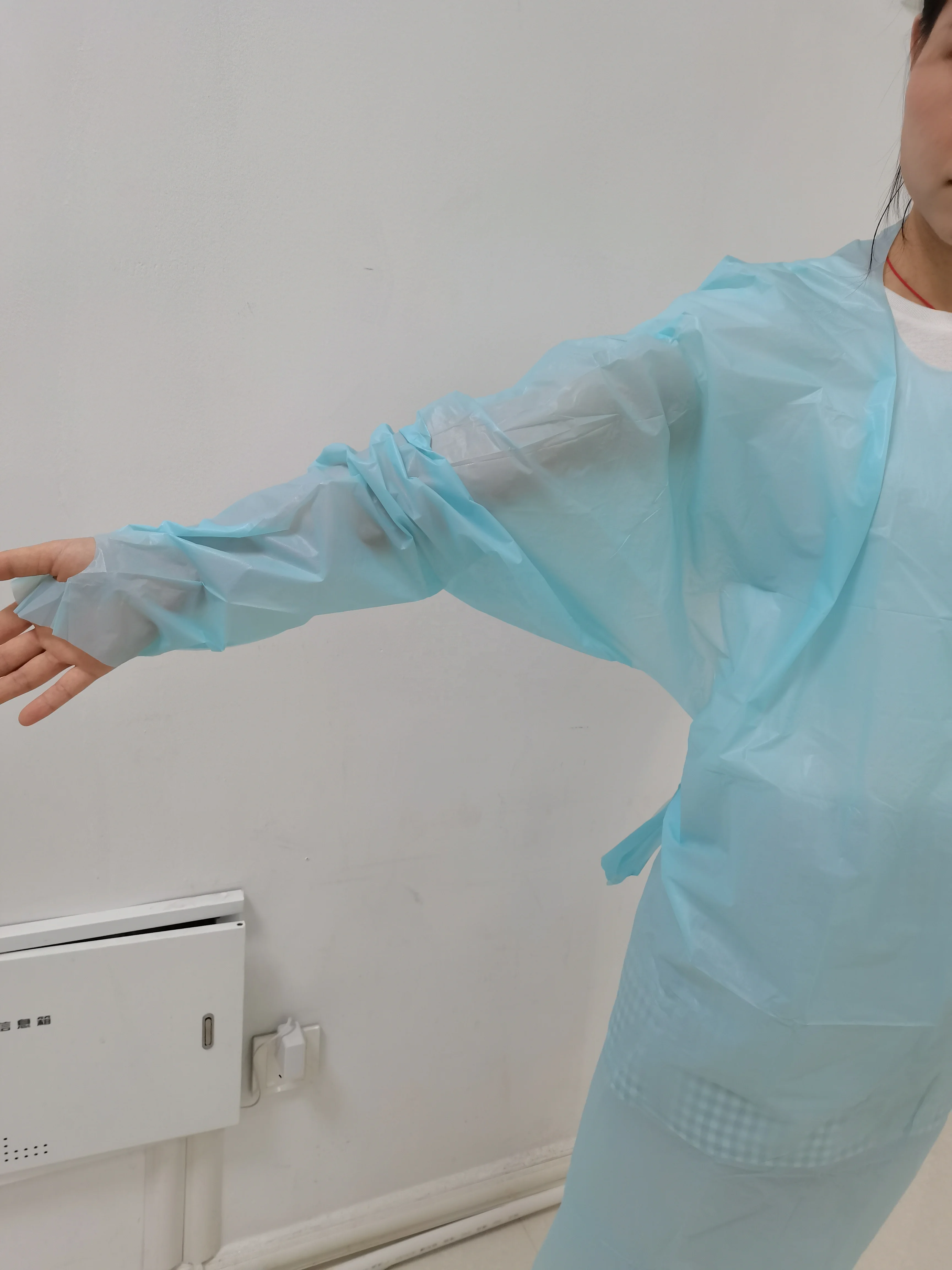 AAMI 3 waterproof Isolation gown  PP+PE+CPE en14126 gown Disposable Rubber Cuff hospital uniforms