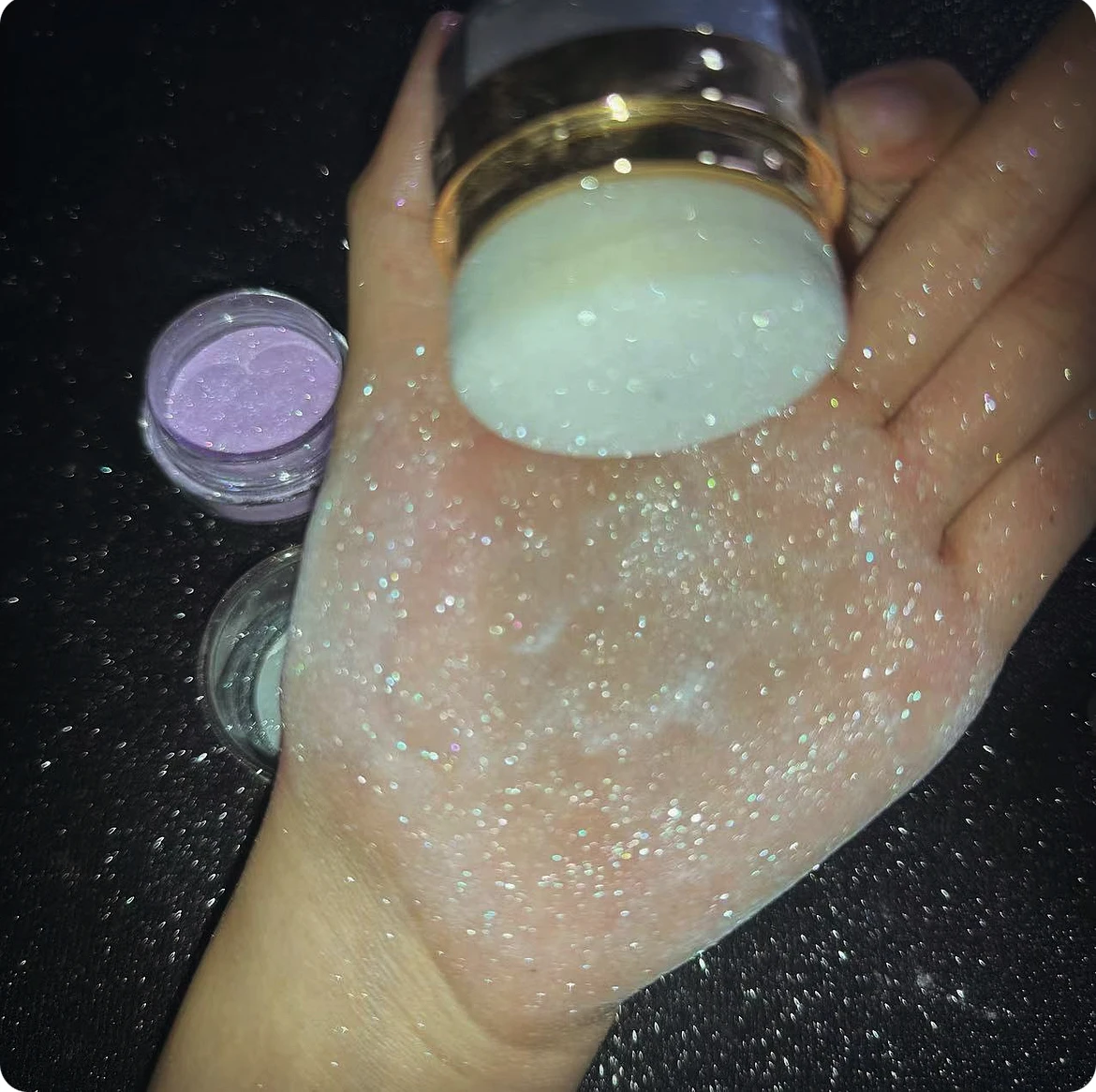 New Trending Shimmer Glitter Highlighter Spray Pigments Oil Control Diamond Sparkle Body Glitter Powder