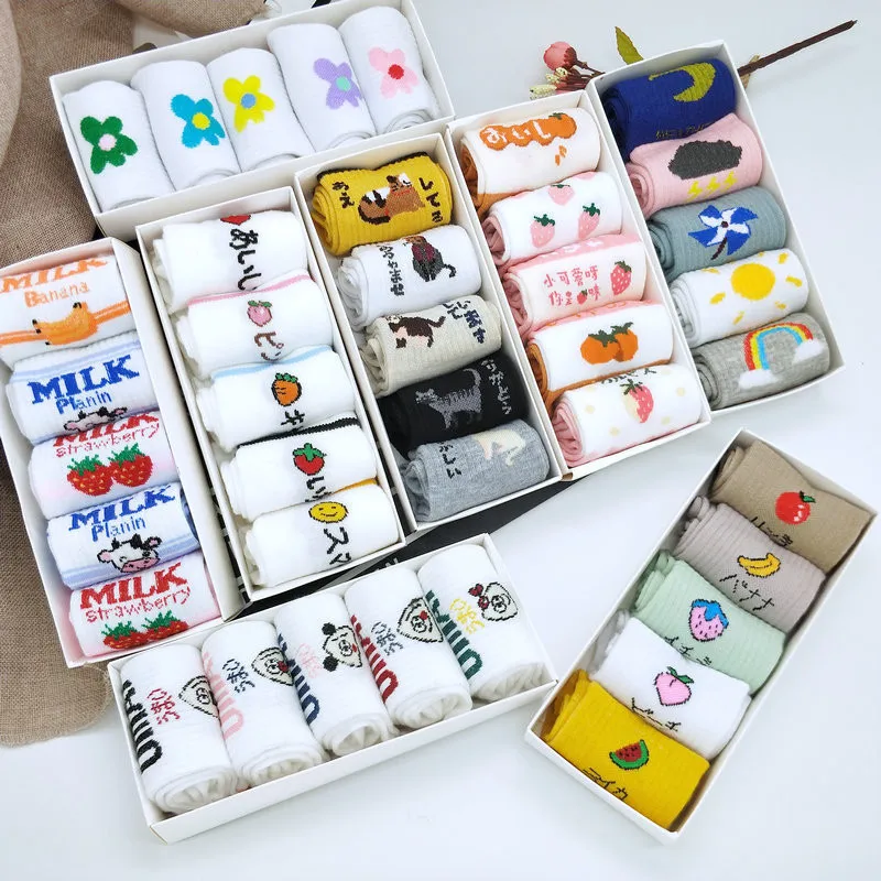 Wholesale Womens Woman Teen Girl Ankle Korea Cartoon Socks Short Cheap Fashion Funny White Cotton 5 Pairs Box Socks