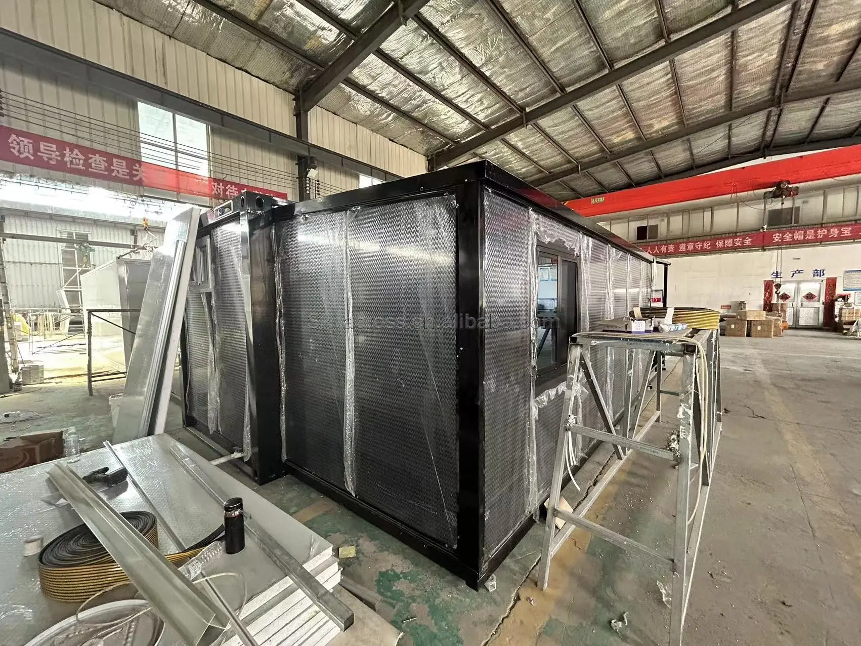 75 мм сэндвич-панель серая 20 футов 2 спальни расширяемый контейнерный дом сборный крошечный контейнерный дом с ванной и кухней