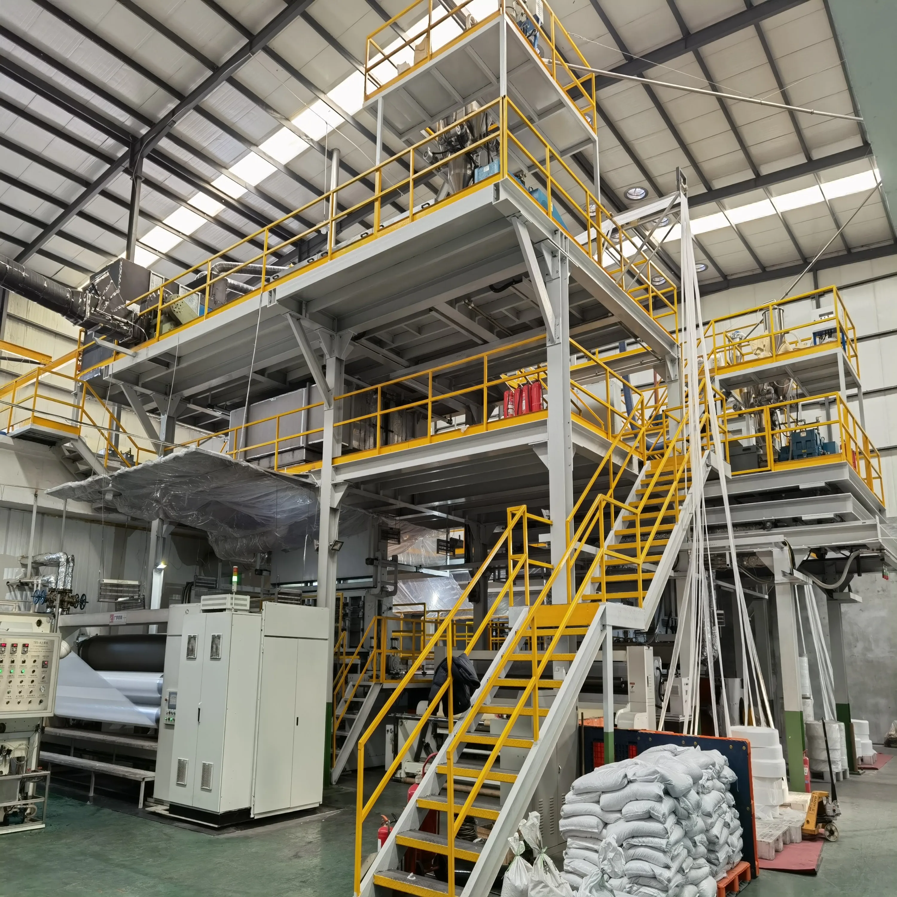 CE certification Nonwoven Fabric Making Machines textile PP meltblown nonwoven fabric production machine